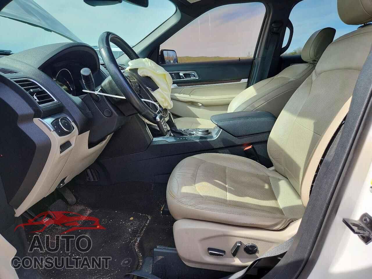 FORD EXPLORER 2018 - 1FM5K8F86JGB73831