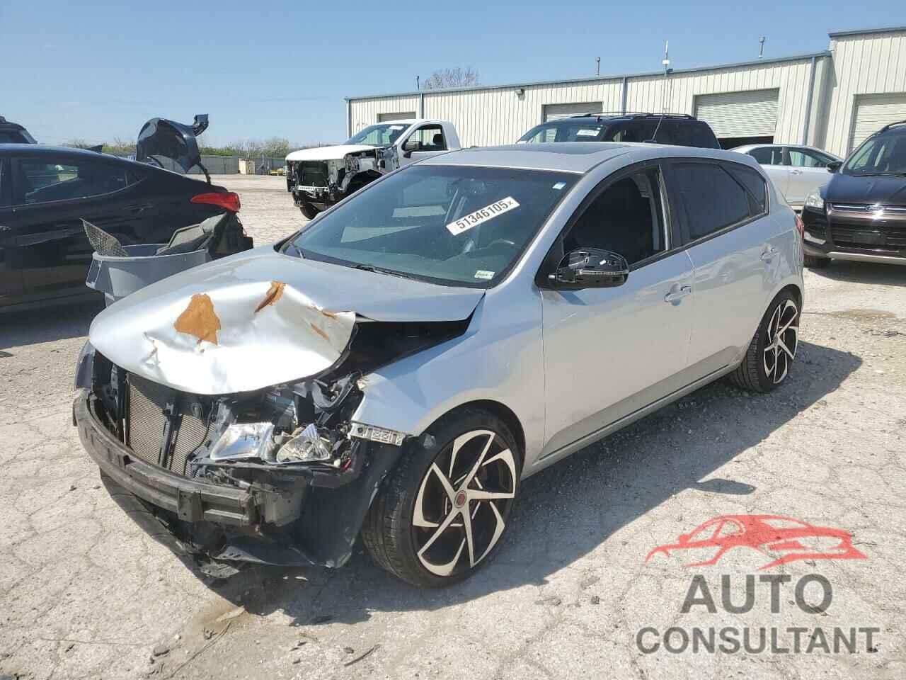 KIA FORTE 2011 - KNAFW5A31B5413515