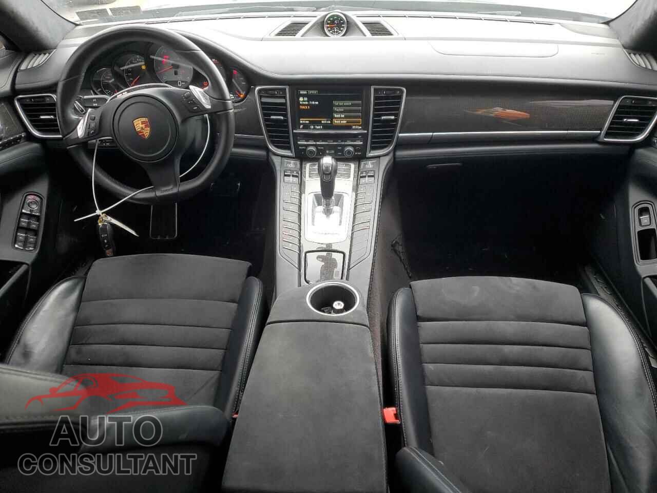 PORSCHE PANAMERA 2016 - WP0AF2A7XGL080328