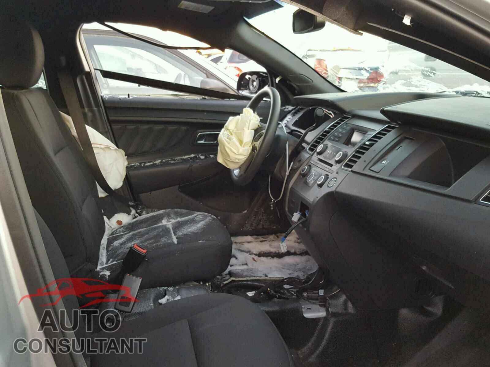 FORD TAURUS 2017 - 1FAHP2MK8HG130574