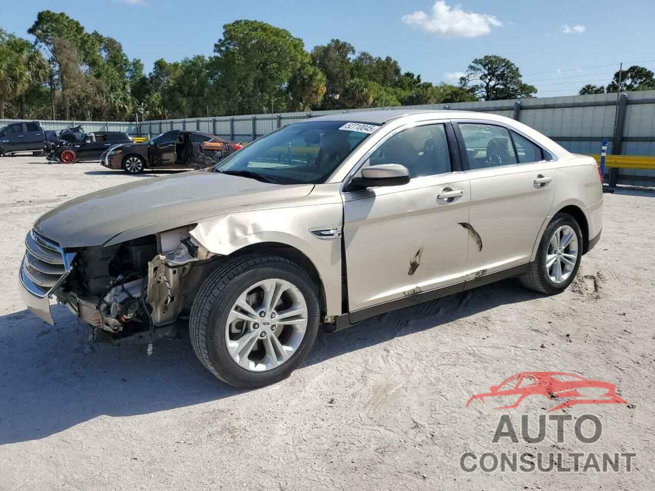 FORD TAURUS 2017 - 1FAHP2E83HG131912