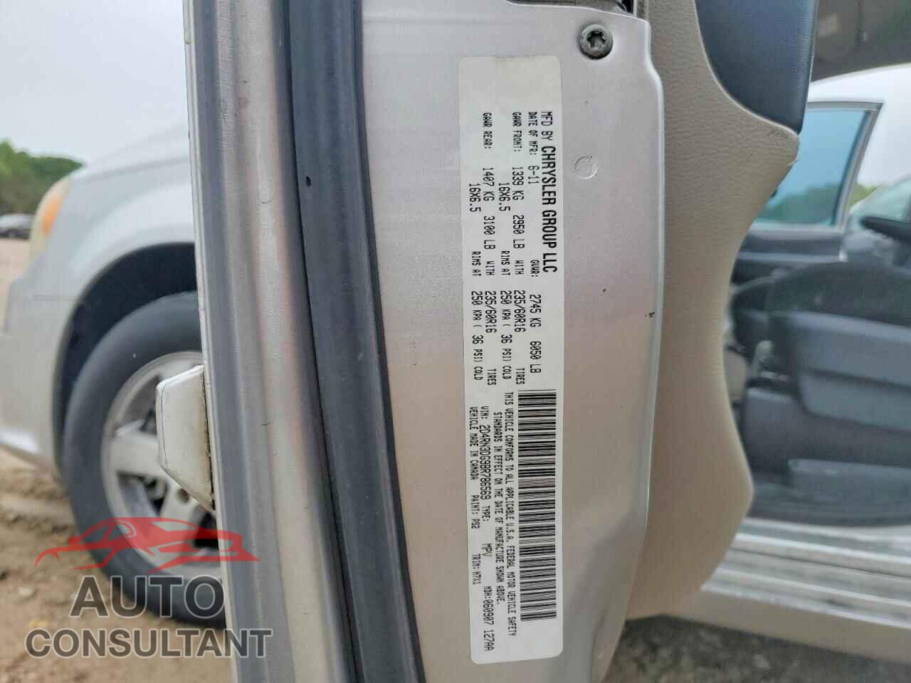 DODGE CARAVAN 2011 - 2D4RN3DG9BR786569