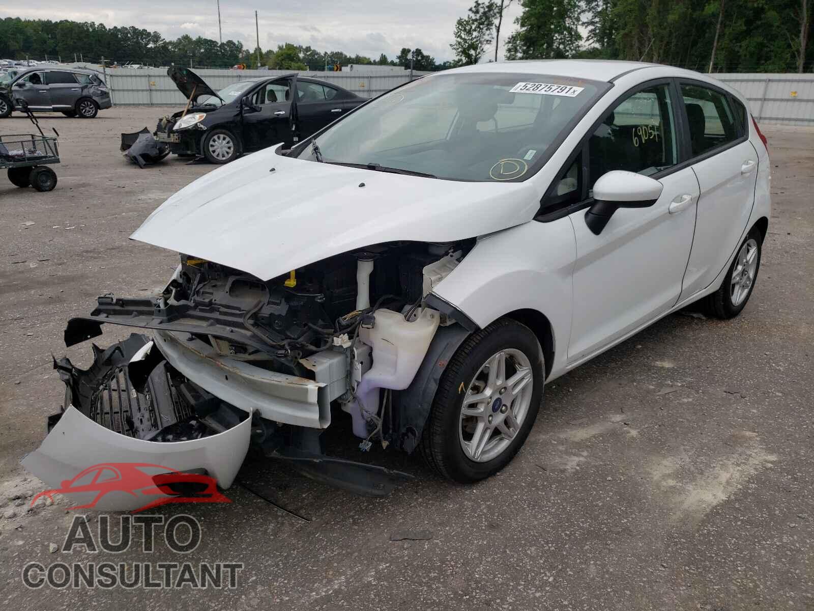 FORD FIESTA 2017 - 3FADP4EJ9HM129231