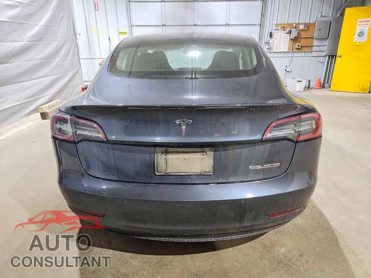 TESLA MODEL 3 2019 - 5YJ3E1EB9KF469641