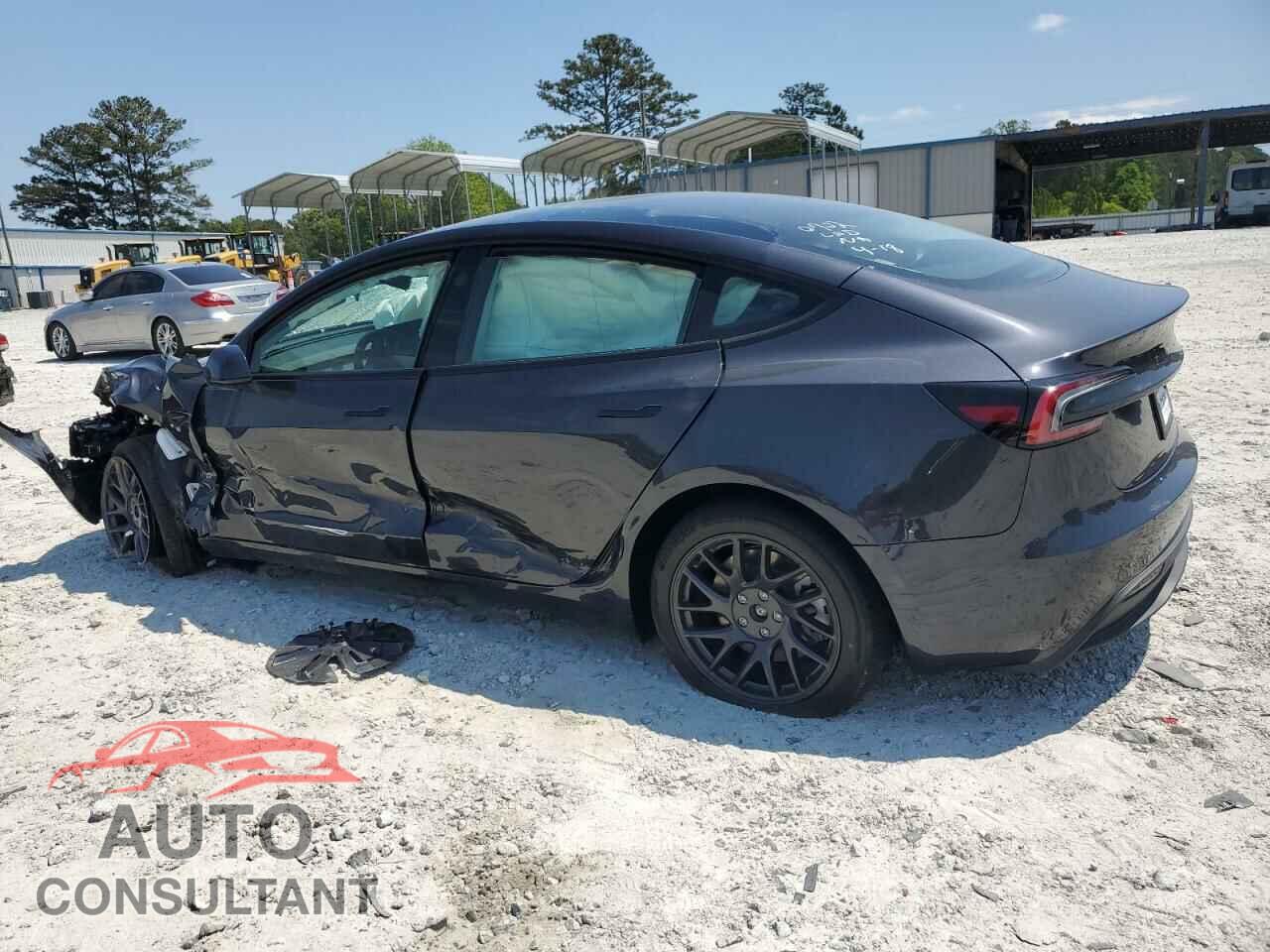 TESLA MODEL 3 2024 - 5YJ3E1EA3RF730702