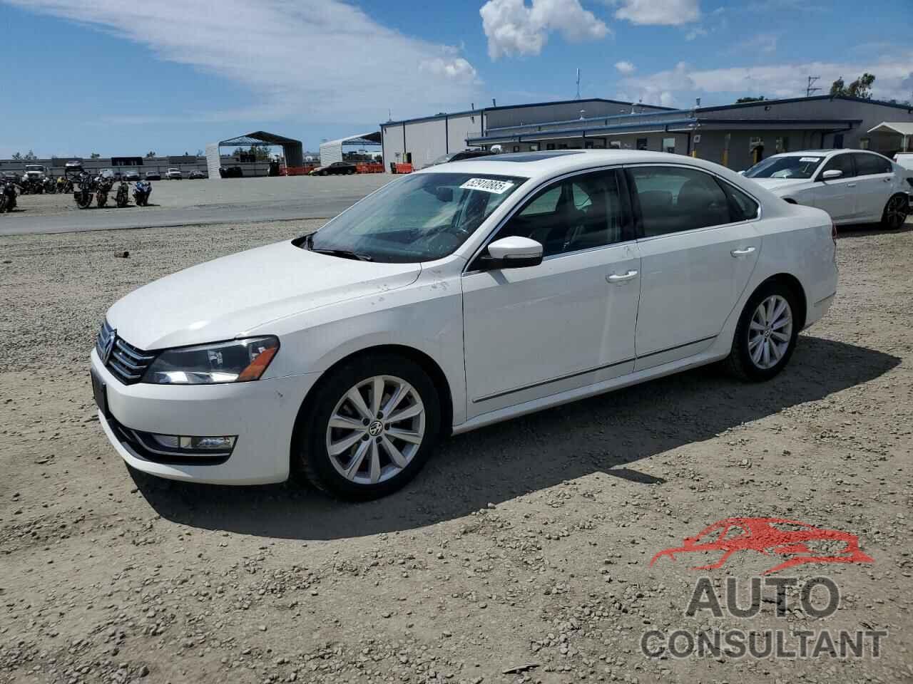 VOLKSWAGEN PASSAT 2013 - 1VWCP7A39DC122092