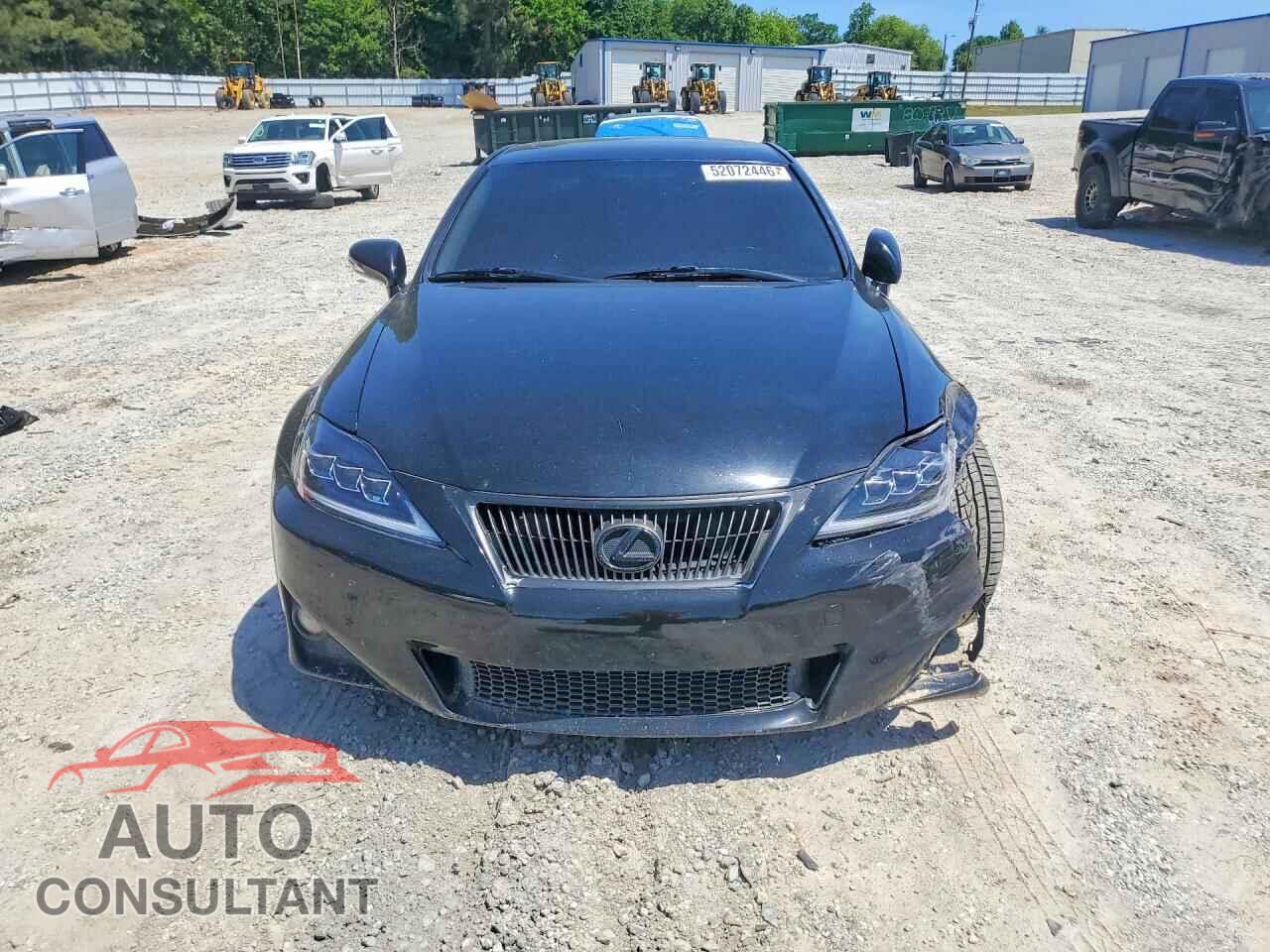 LEXUS IS 2011 - JTHBF5C29B5151666