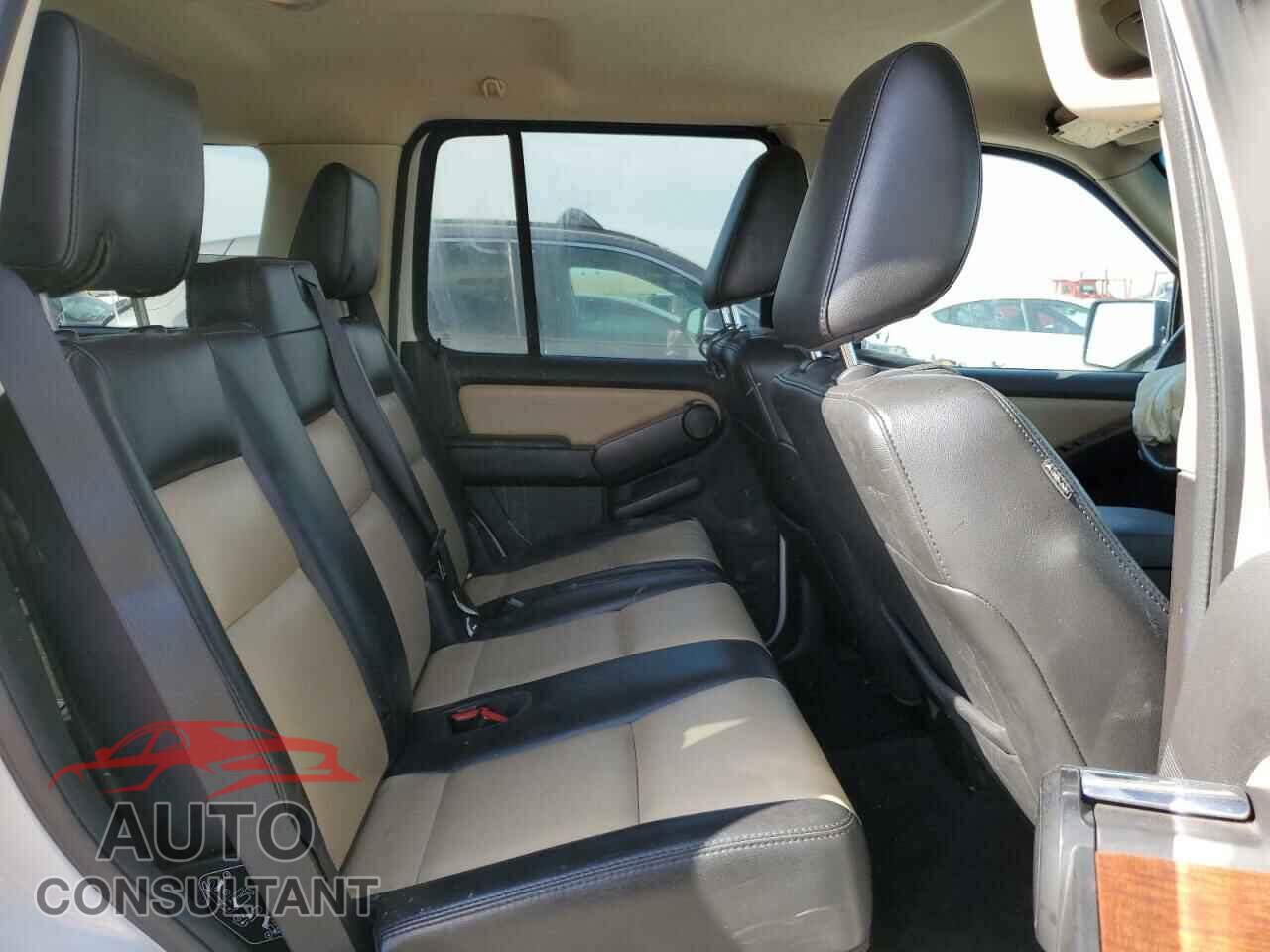 FORD EXPLORER 2010 - 1FMEU7E87AUB12835