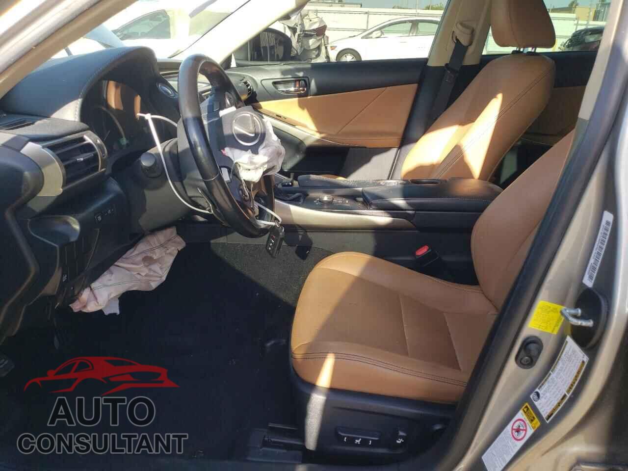 LEXUS IS 2015 - JTHCF1D23F5026728