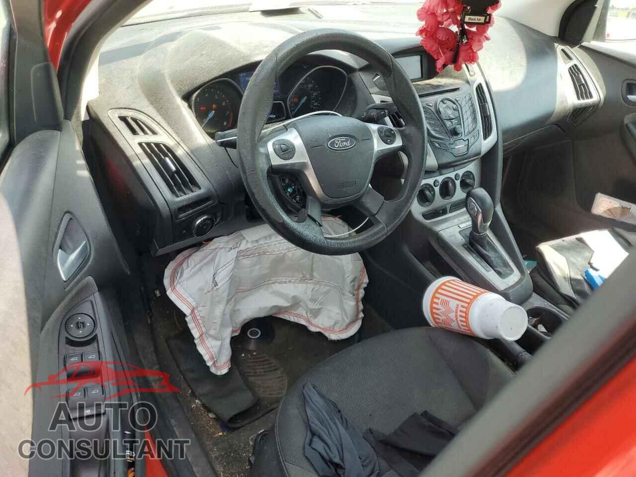 FORD FOCUS 2014 - 1FADP3F28EL307323