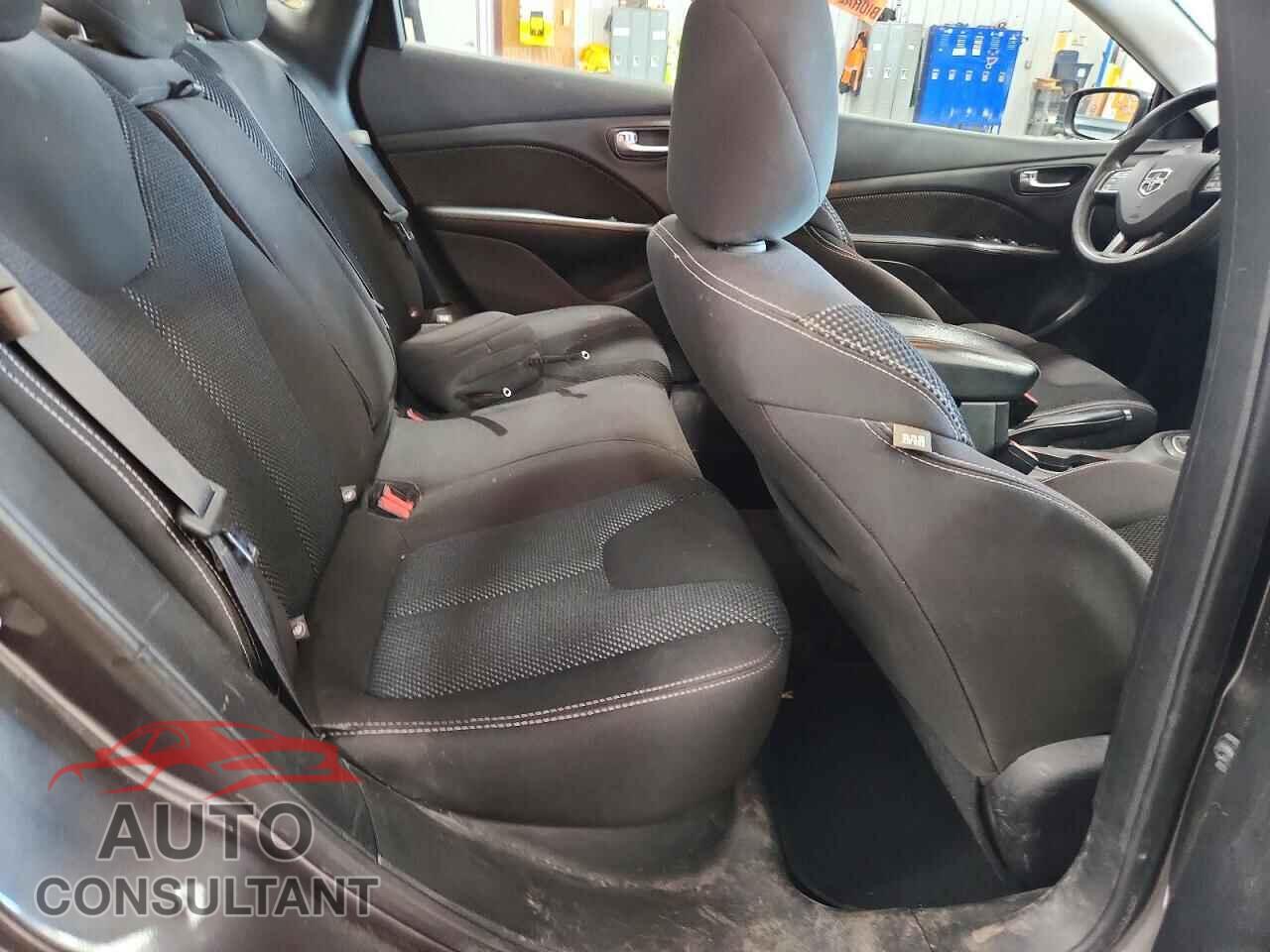 DODGE DART 2015 - 1C3CDFBB4FD286413