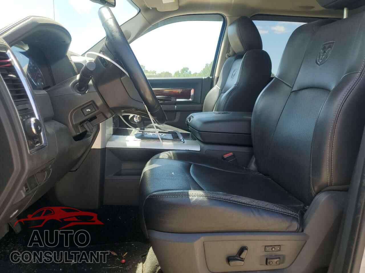 DODGE RAM 1500 2012 - 1C6RD7NT5CS109478