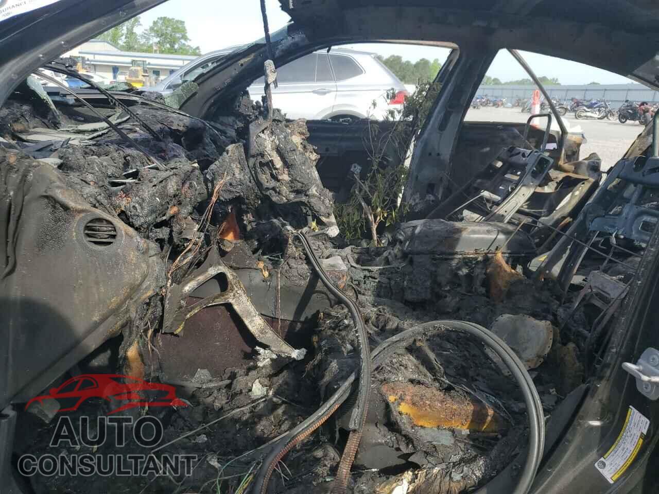 DODGE CHARGER 2018 - 2C3CDXCT2JH147082