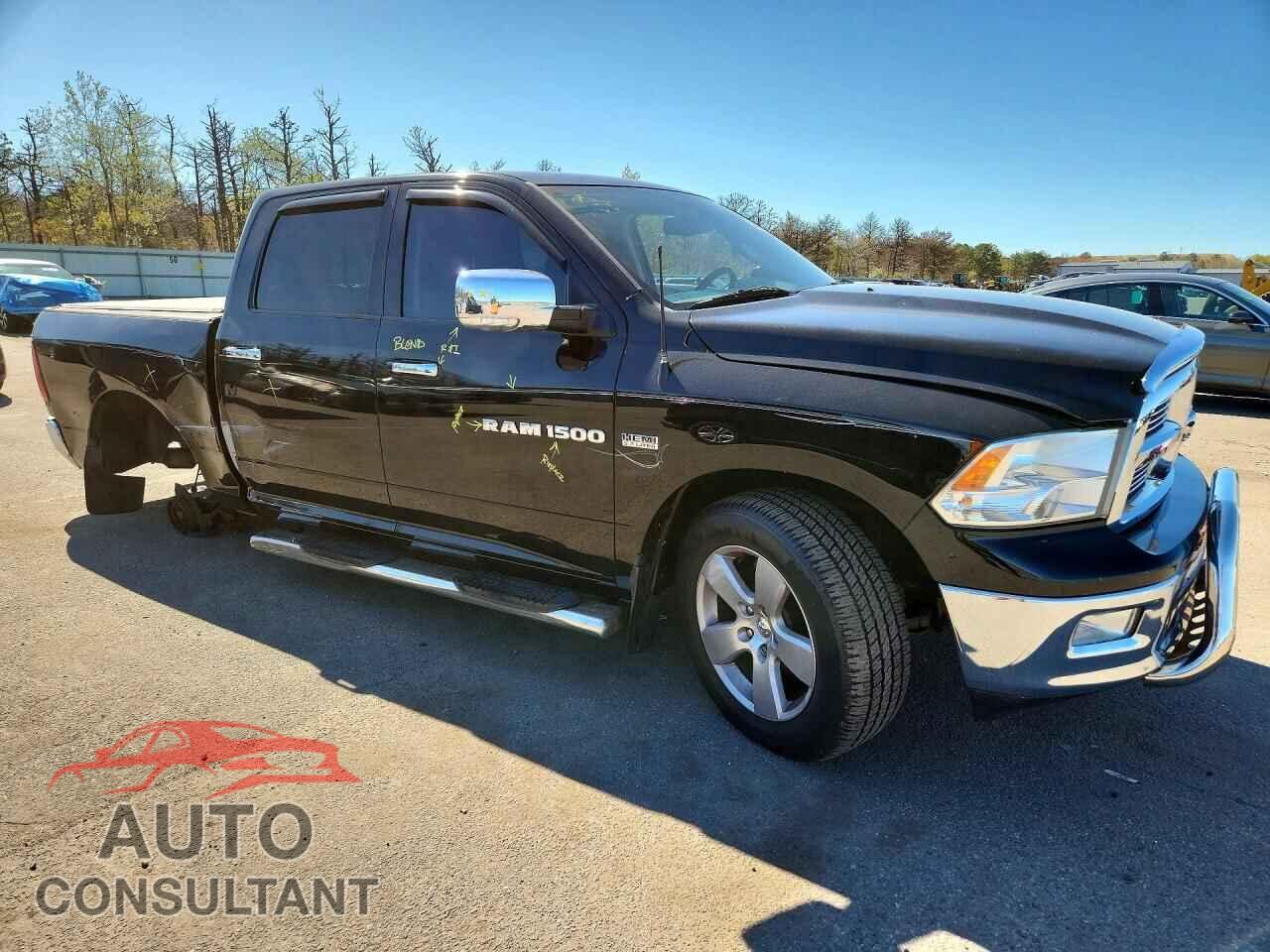 DODGE RAM 1500 2012 - 1C6RD7LT7CS188185