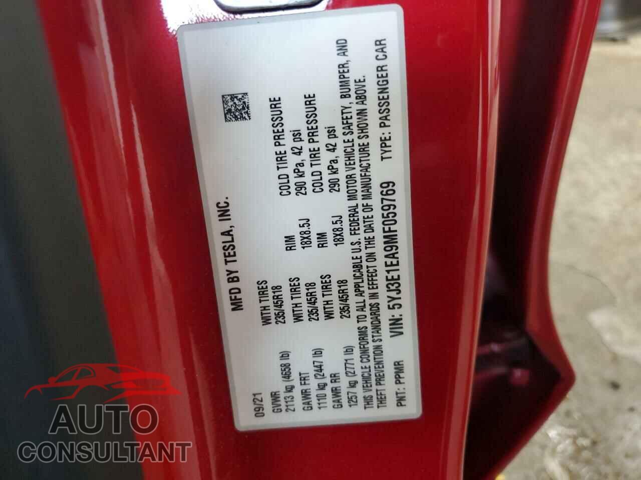 TESLA MODEL 3 2021 - 5YJ3E1EA9MF059769