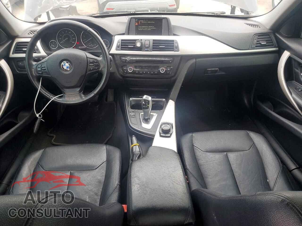BMW 3 SERIES 2015 - WBA3C3C54FK201164