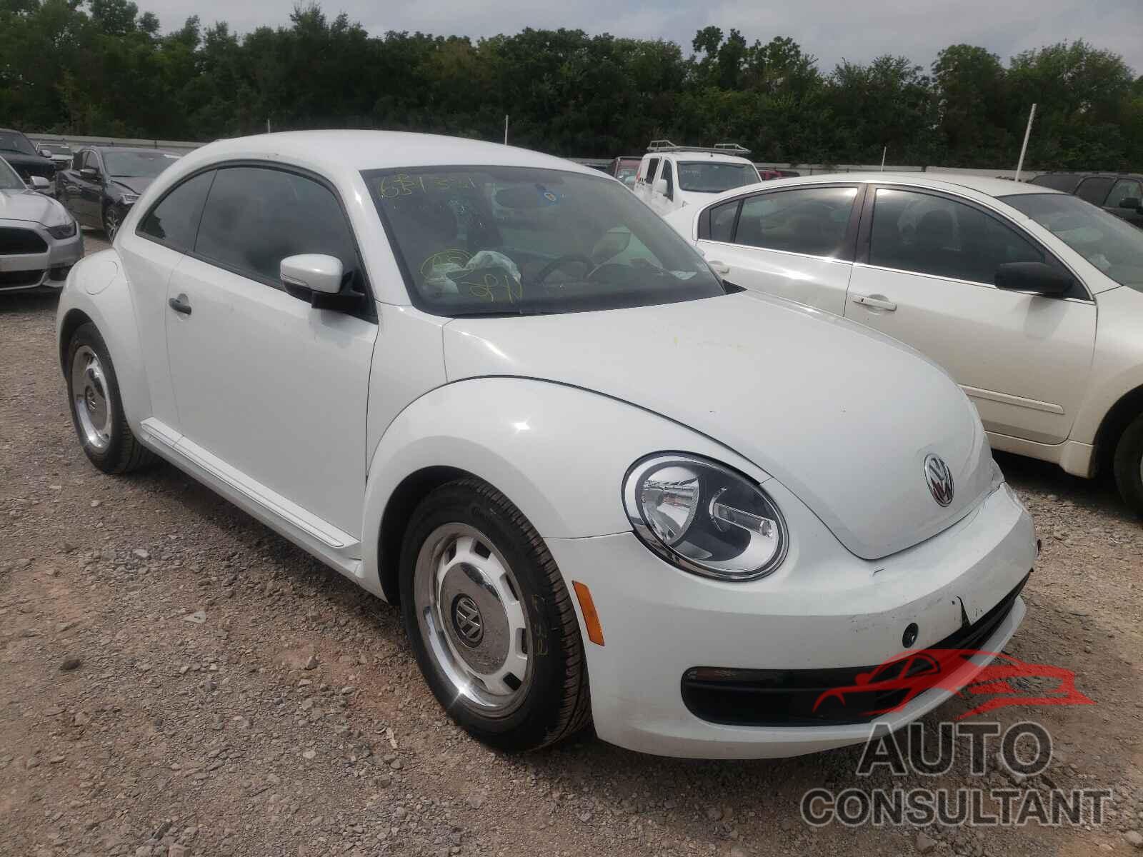 VOLKSWAGEN BEETLE 2016 - 3VWF17AT6GM631381