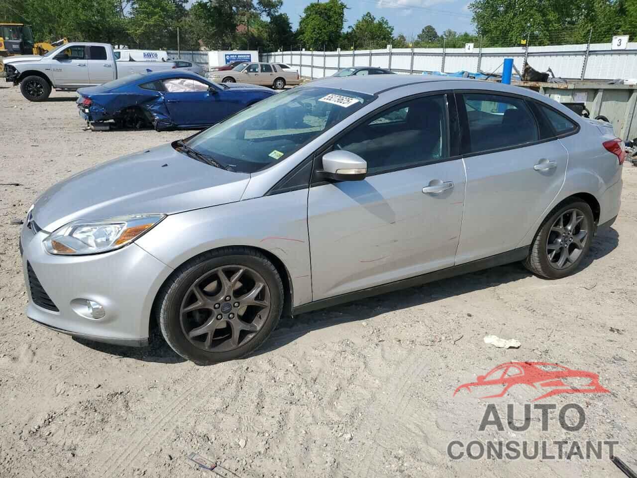 FORD FOCUS 2014 - 1FADP3F24EL240719