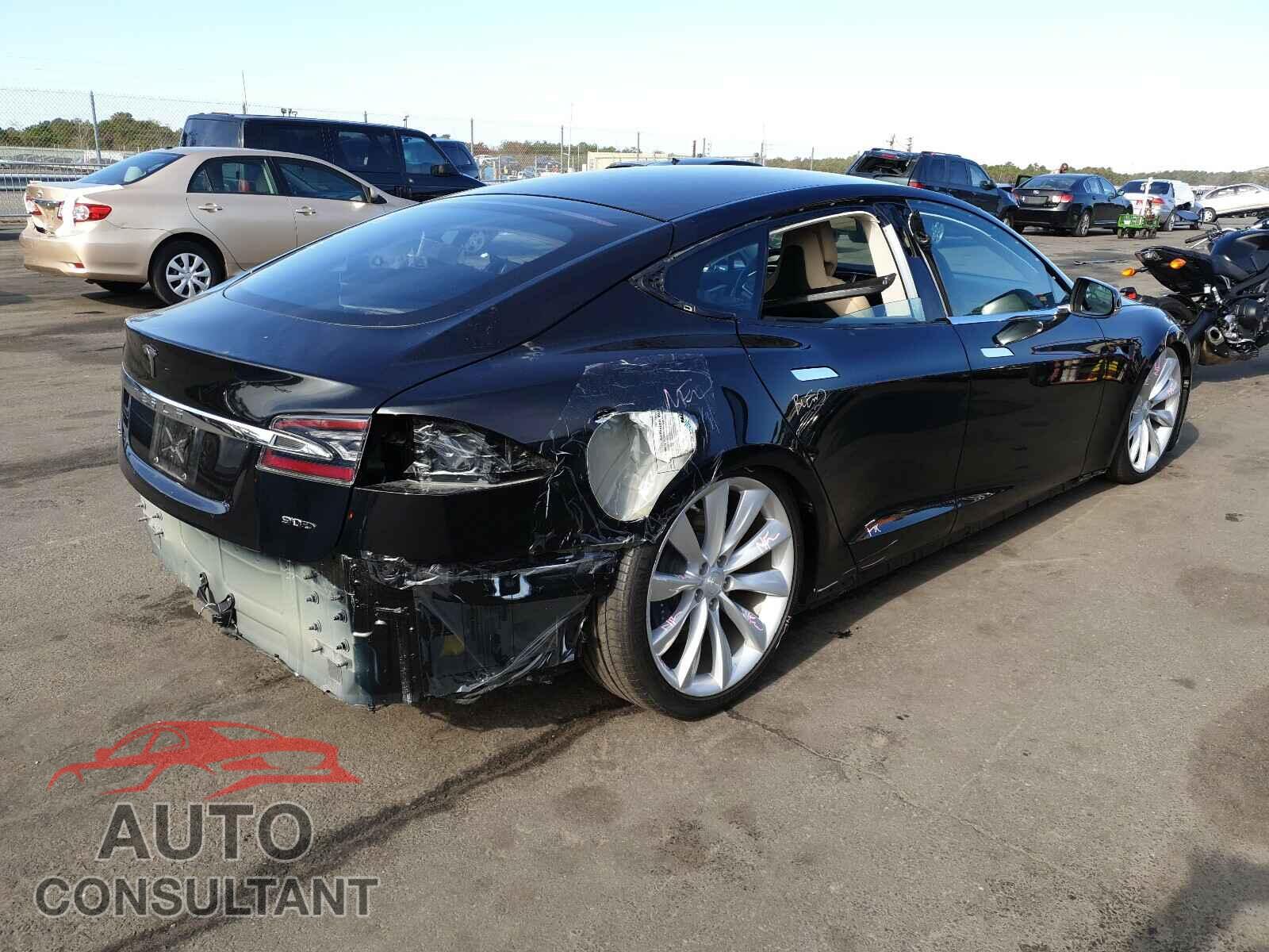 TESLA MODEL S 2017 - 5YJSA1E2XHF195883