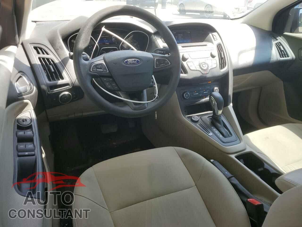 FORD FOCUS 2017 - 1FADP3F24HL317545