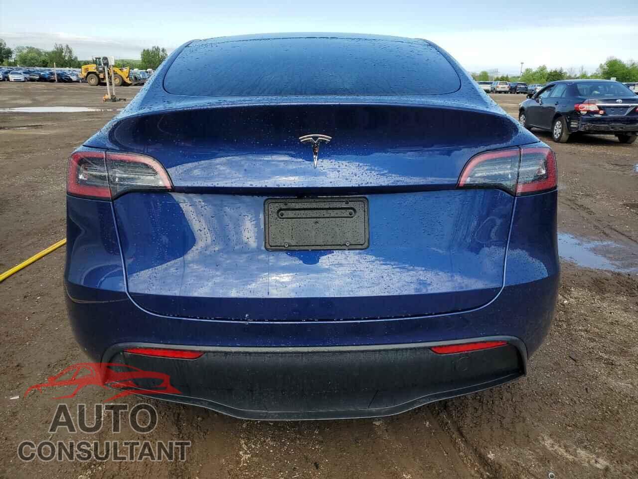 TESLA MODEL Y 2023 - LRWYGDFD0PC967763