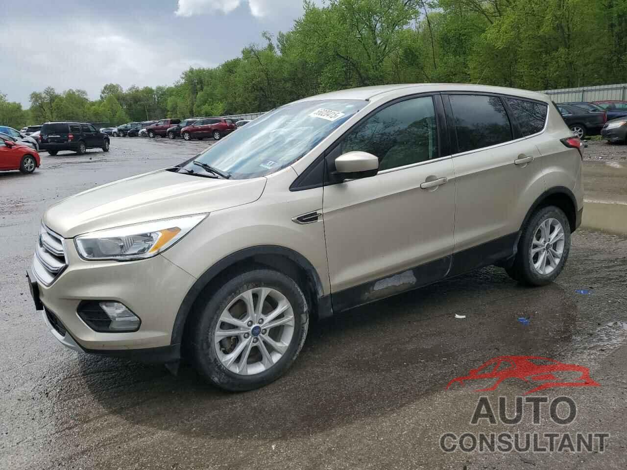 FORD ESCAPE 2017 - 1FMCU9GD3HUD33324