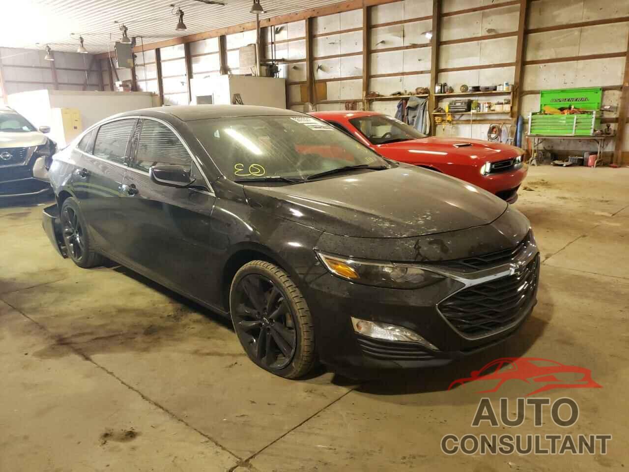 CHEVROLET MALIBU 2021 - 1G1ZD5ST8MF004387