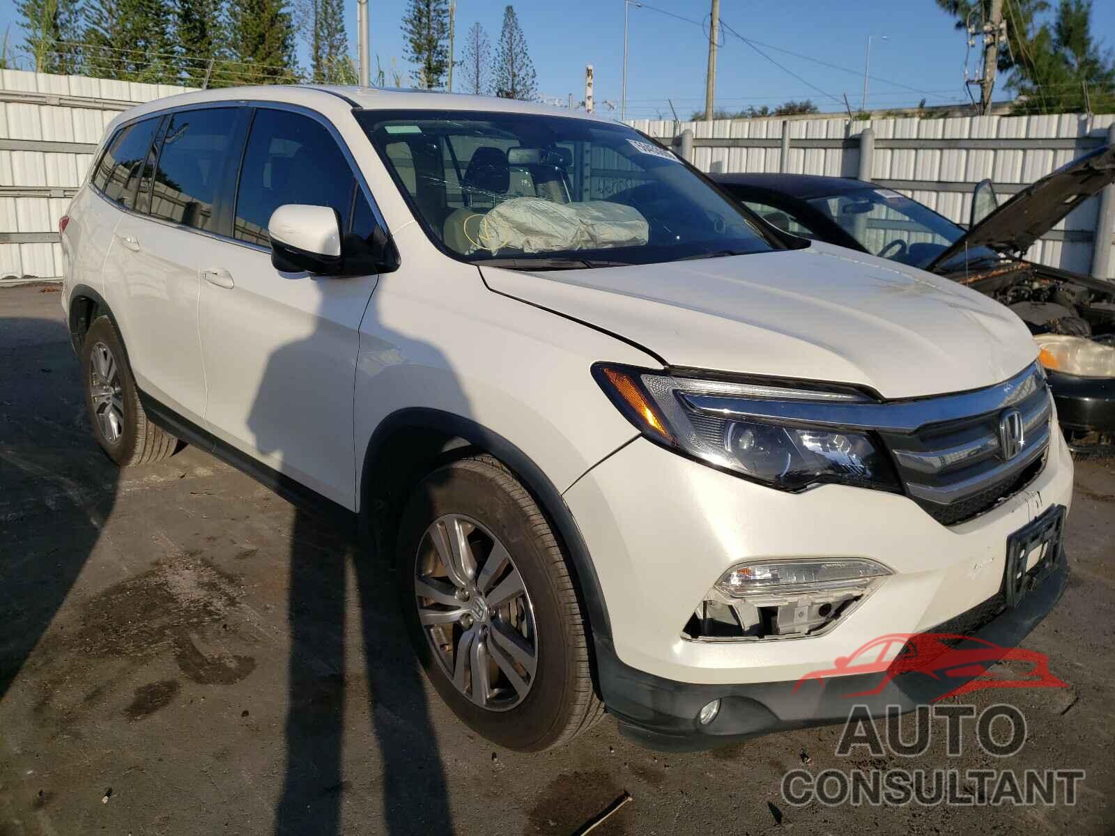 HONDA PILOT 2017 - 5FNYF5H58HB016636