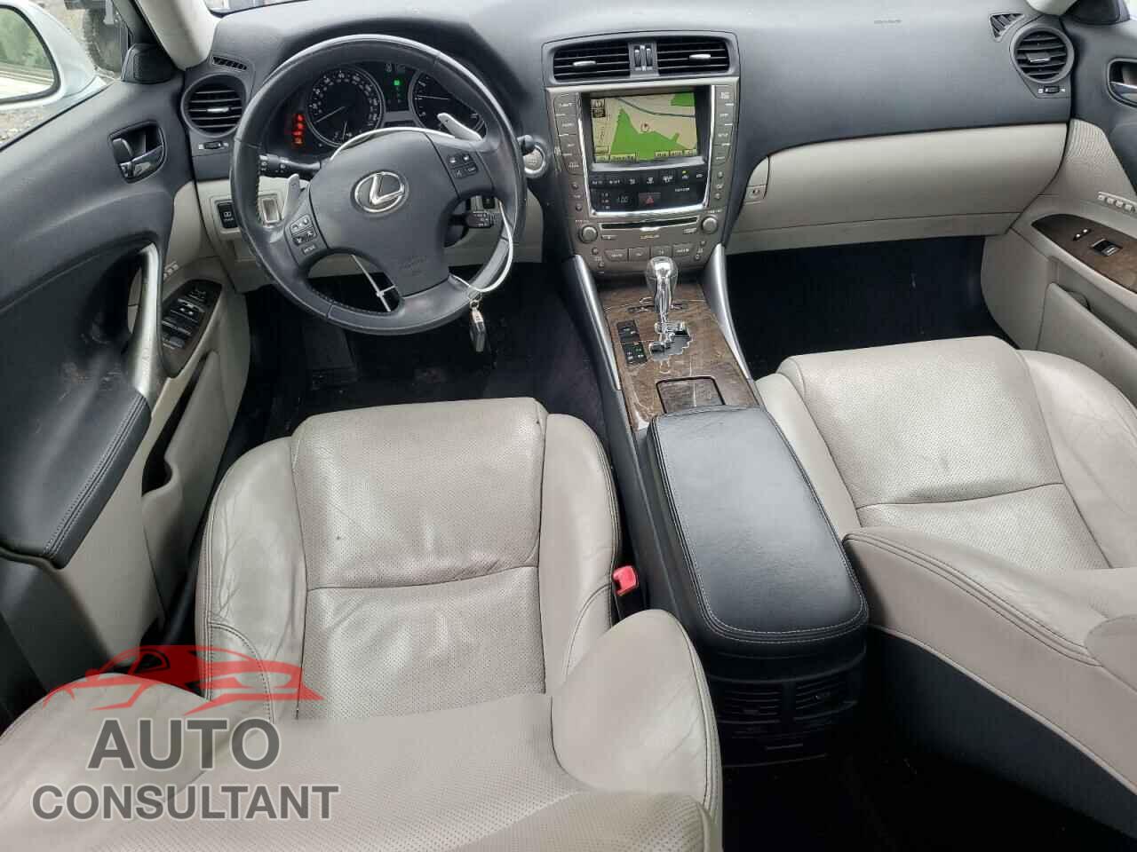 LEXUS IS 2010 - JTHCF5C26A5042892
