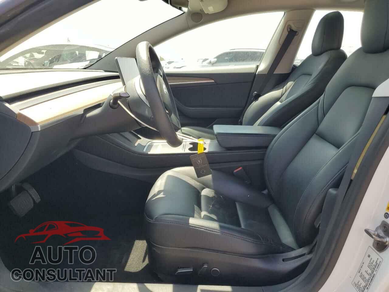 TESLA MODEL 3 2021 - 5YJ3E1EA5MF096205