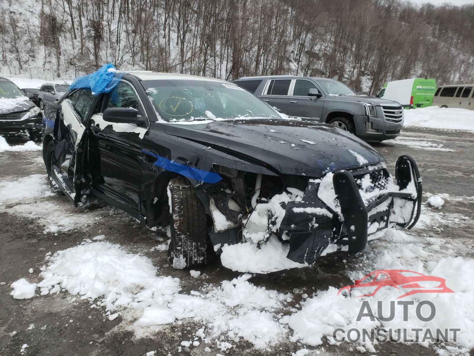 FORD TAURUS 2017 - 1FAHP2MK7HG122823