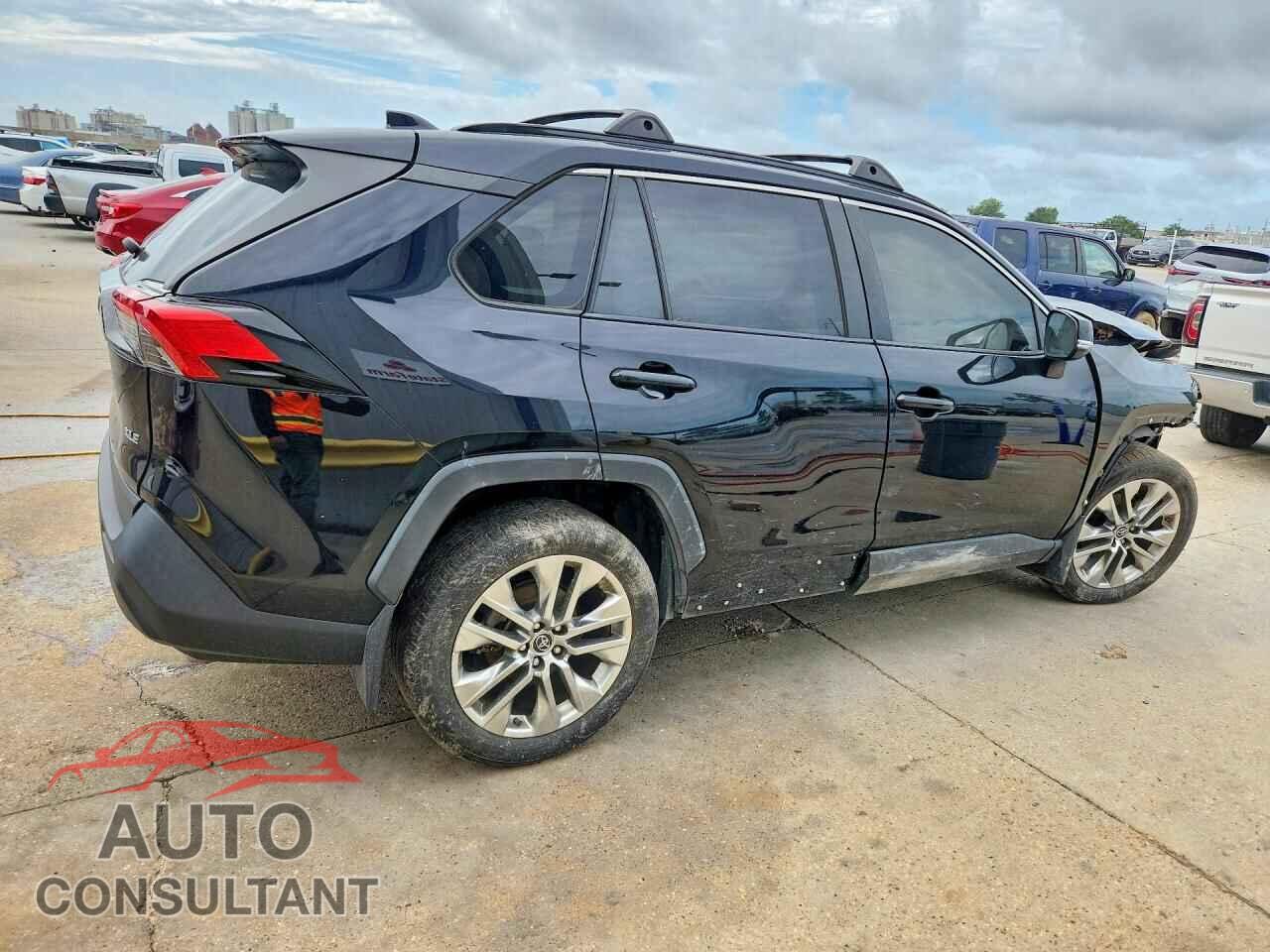TOYOTA RAV4 2019 - JTMC1RFV2KD510007