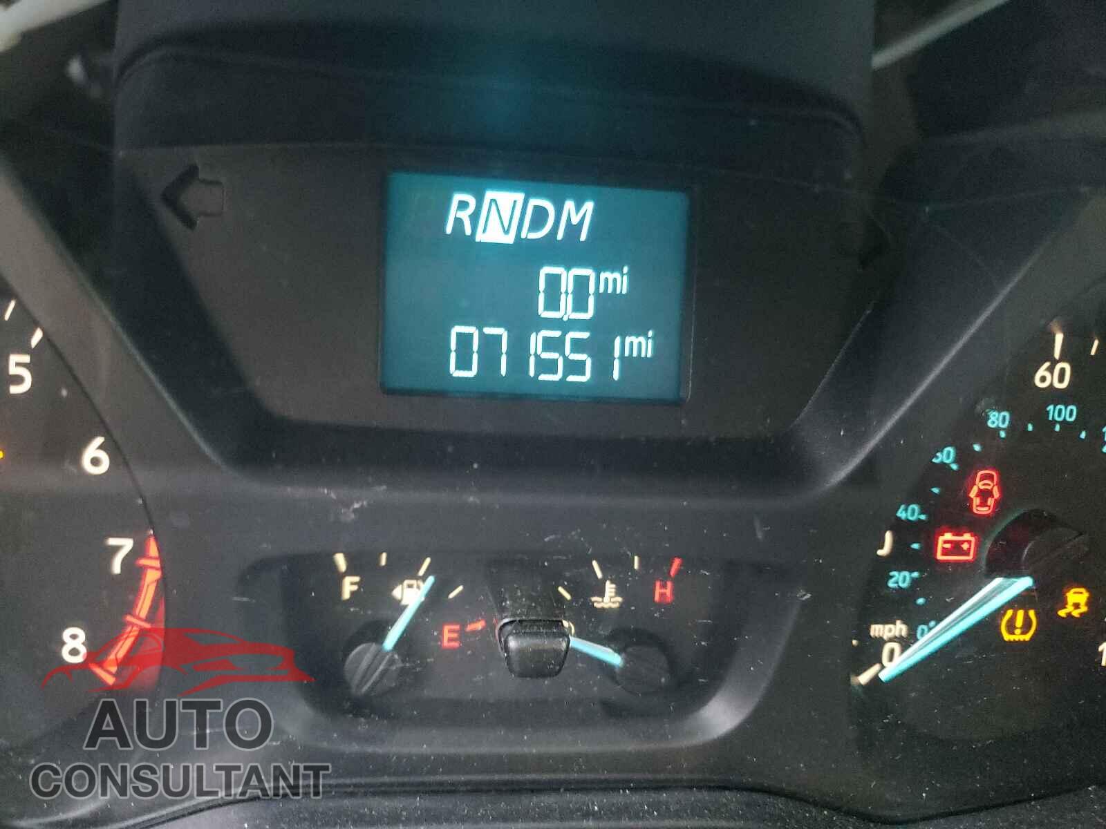 FORD TRANSIT CO 2017 - 1FTYR2CM5HKA49813