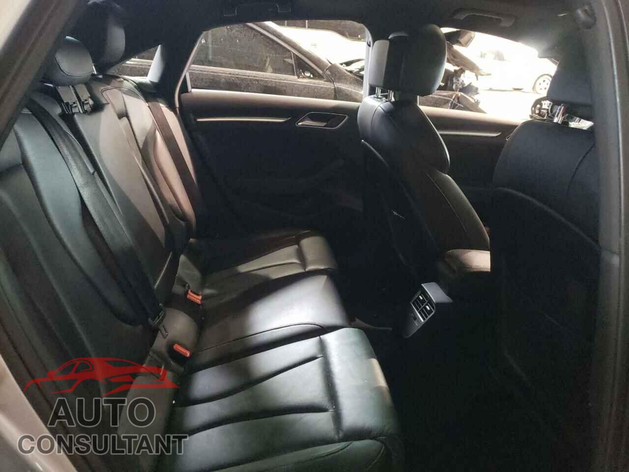 AUDI A3 2017 - WAUJ8GFF5H1012004