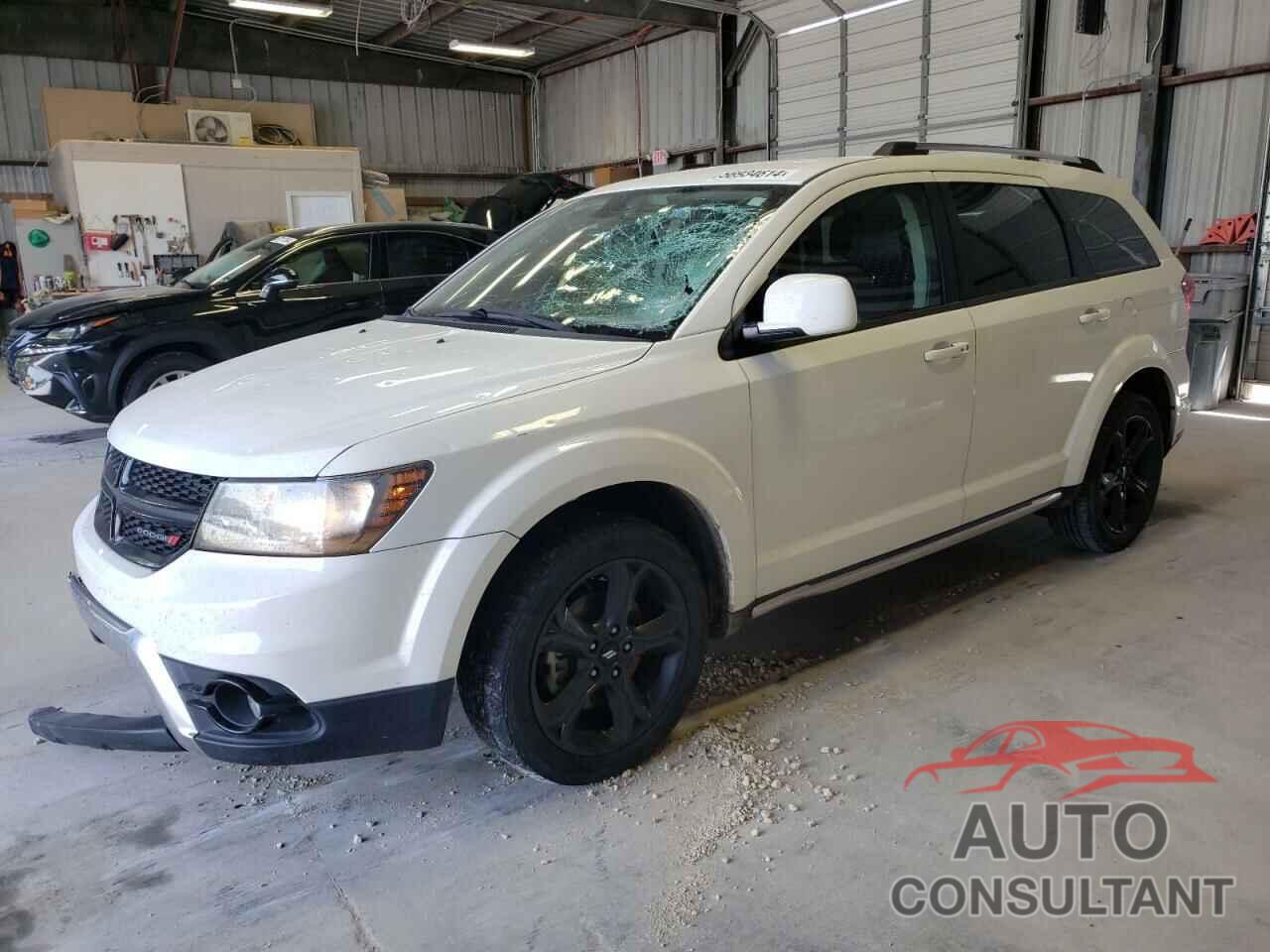 DODGE JOURNEY 2018 - 3C4PDCGG3JT475640