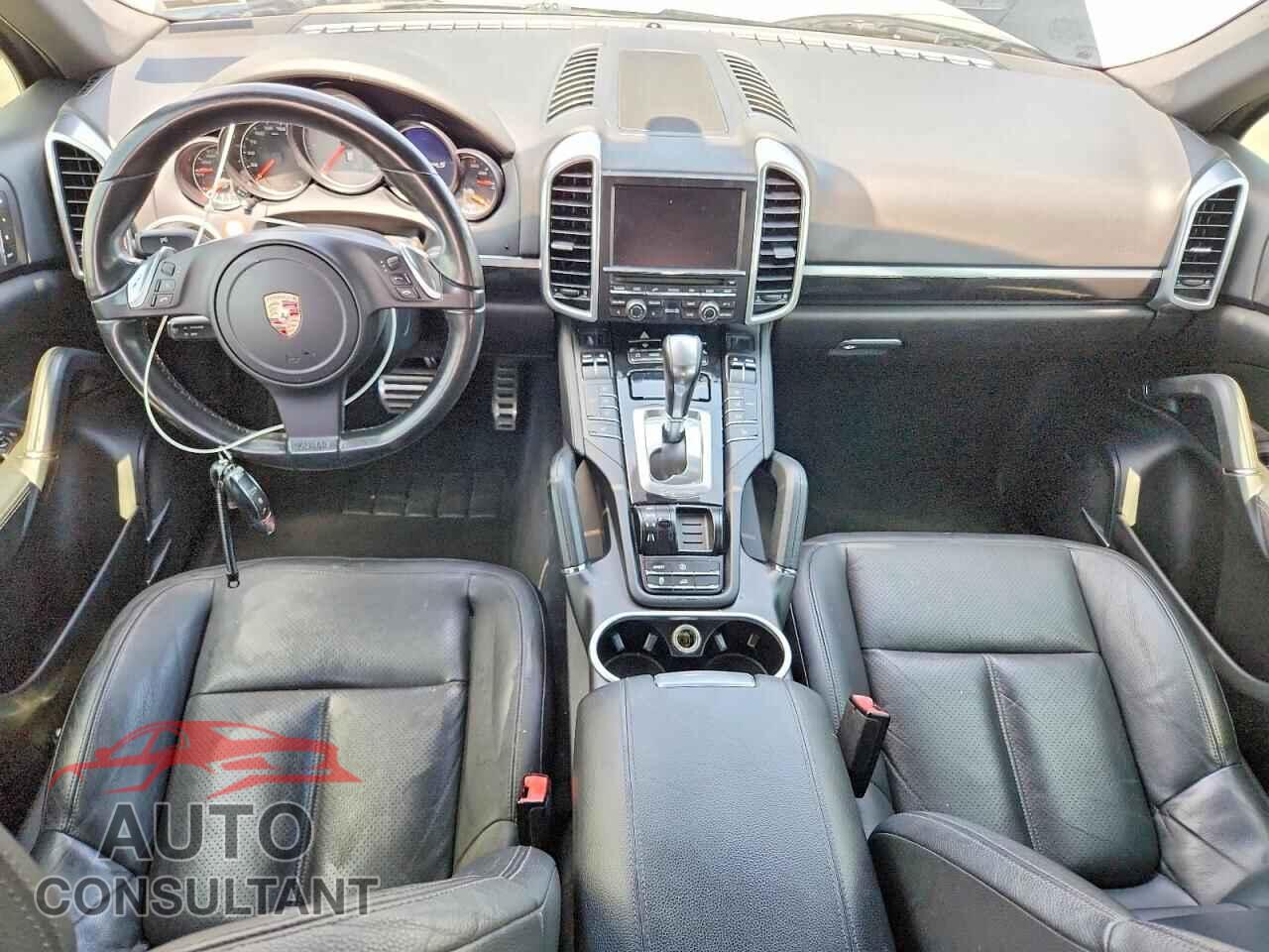 PORSCHE CAYENNE 2012 - WP1AB2A27CLA40815