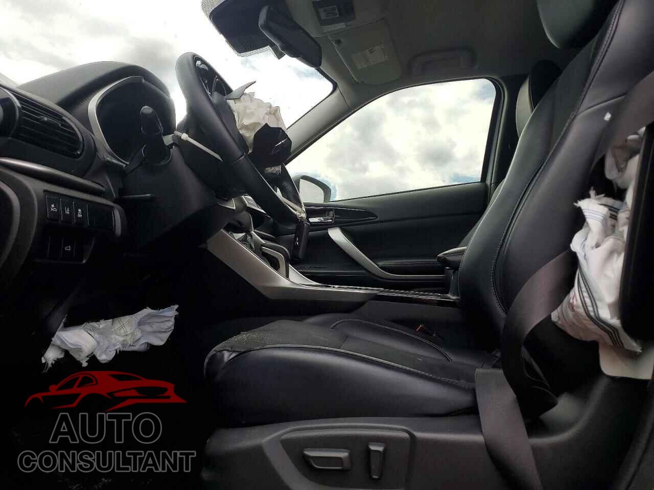 MITSUBISHI ECLIPSE 2024 - JA4ATWAA0RZ042788