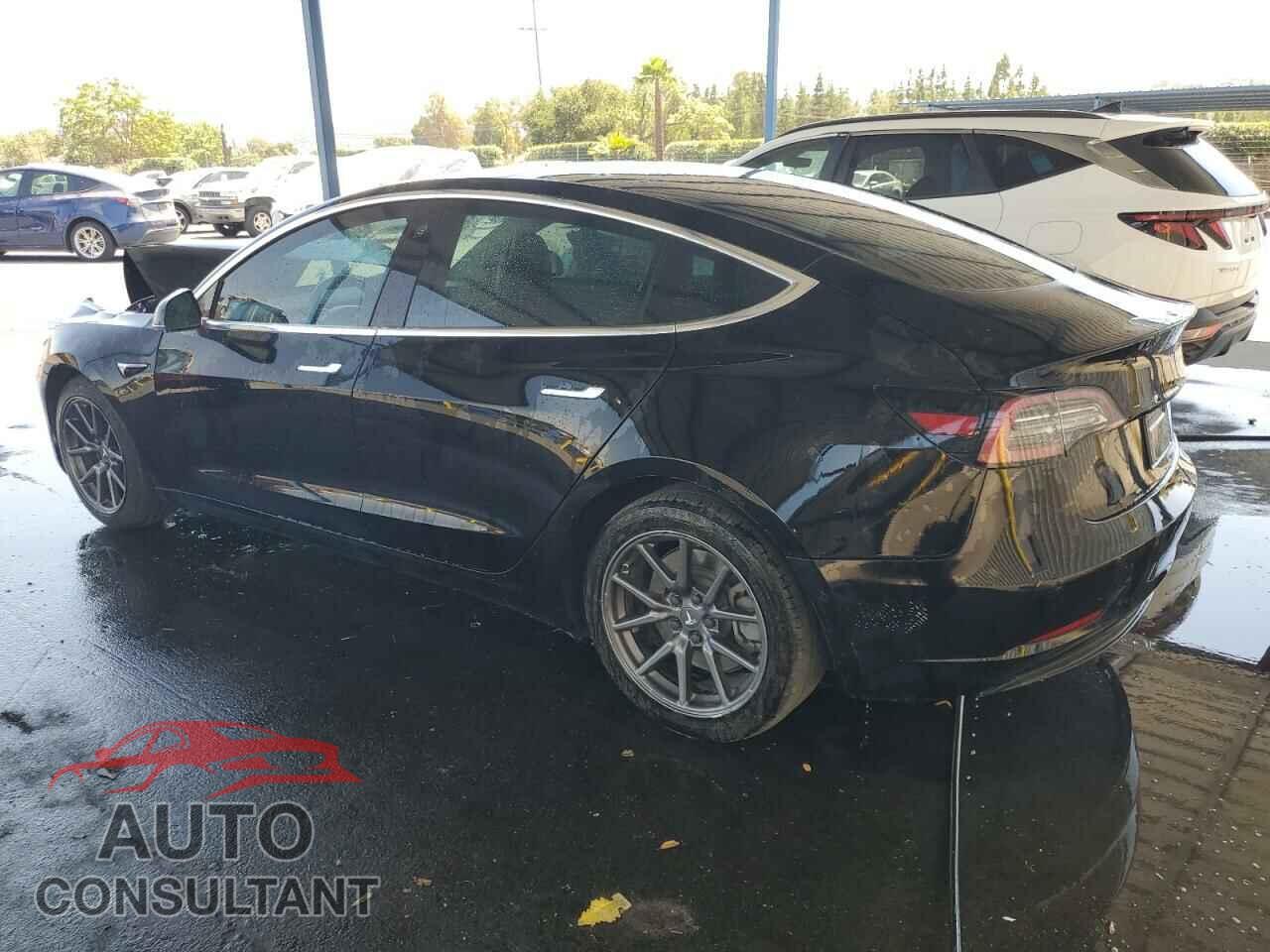 TESLA MODEL 3 2019 - 5YJ3E1EA8KF305417