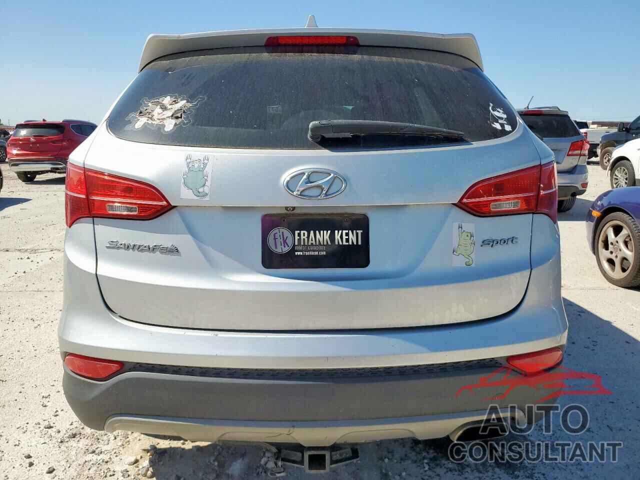 HYUNDAI SANTA FE 2016 - 5XYZU3LB9GG341587