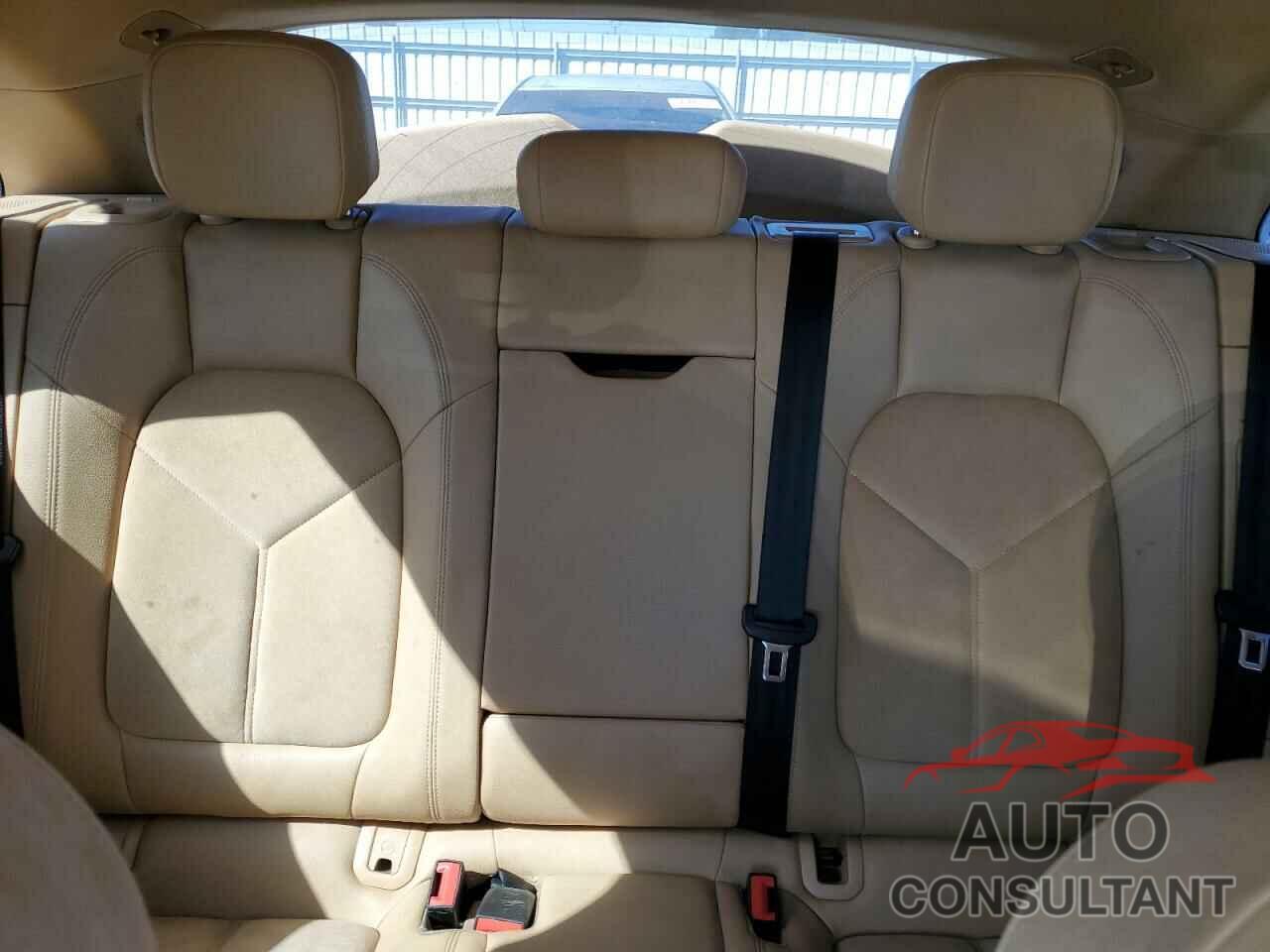 PORSCHE MACAN 2015 - WP1AB2A58FLB57608