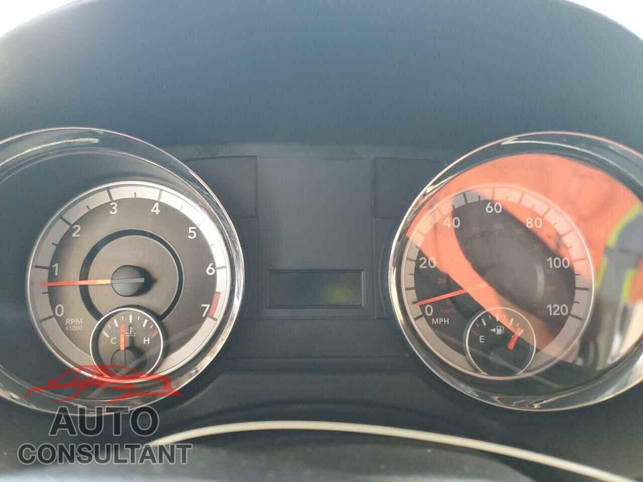 DODGE CARAVAN 2013 - 2C4RDGBG4DR533317