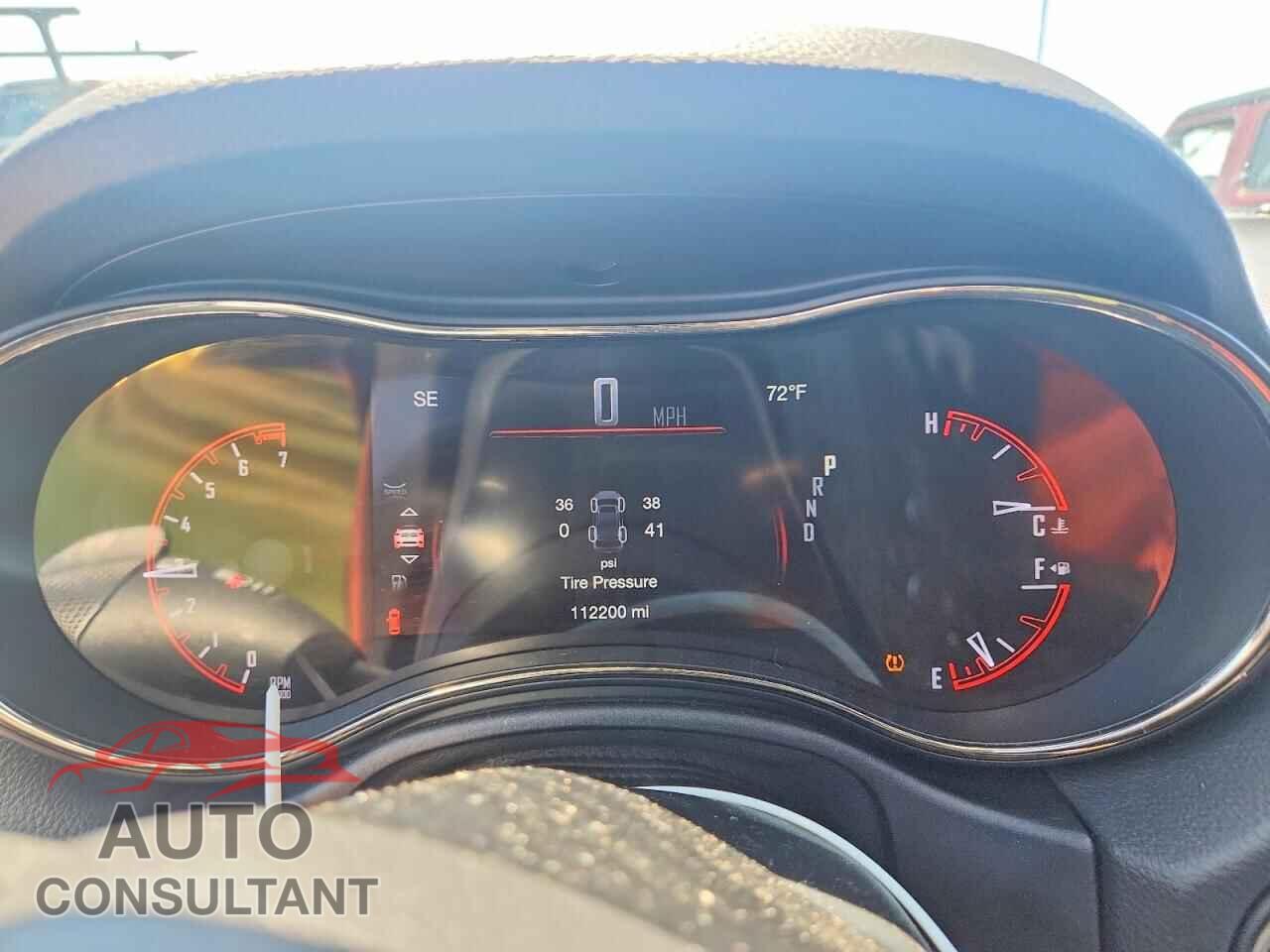 DODGE DURANGO 2018 - 1C4RDJDG2JC194832