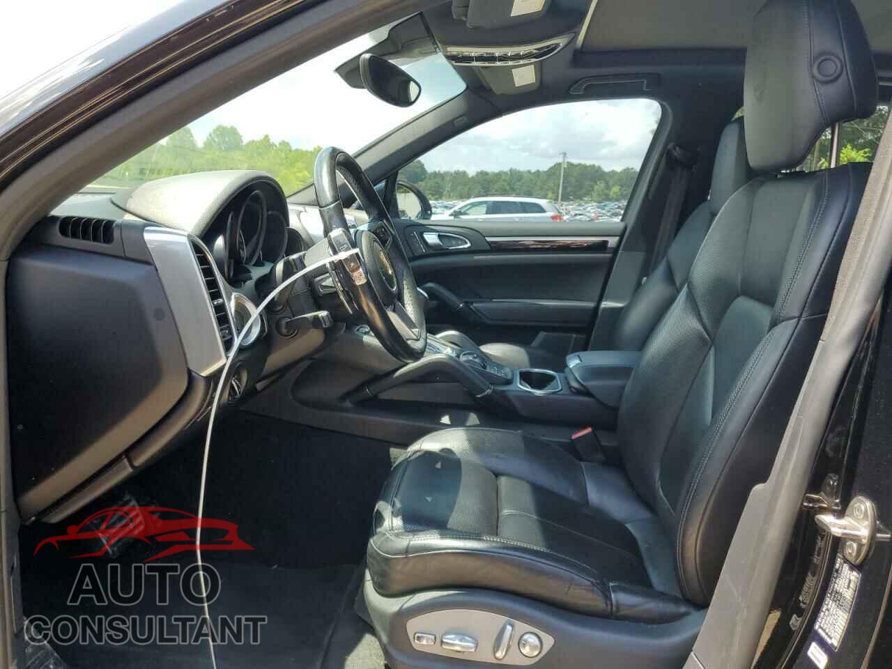 PORSCHE CAYENNE 2017 - WP1AA2A28HKA82393