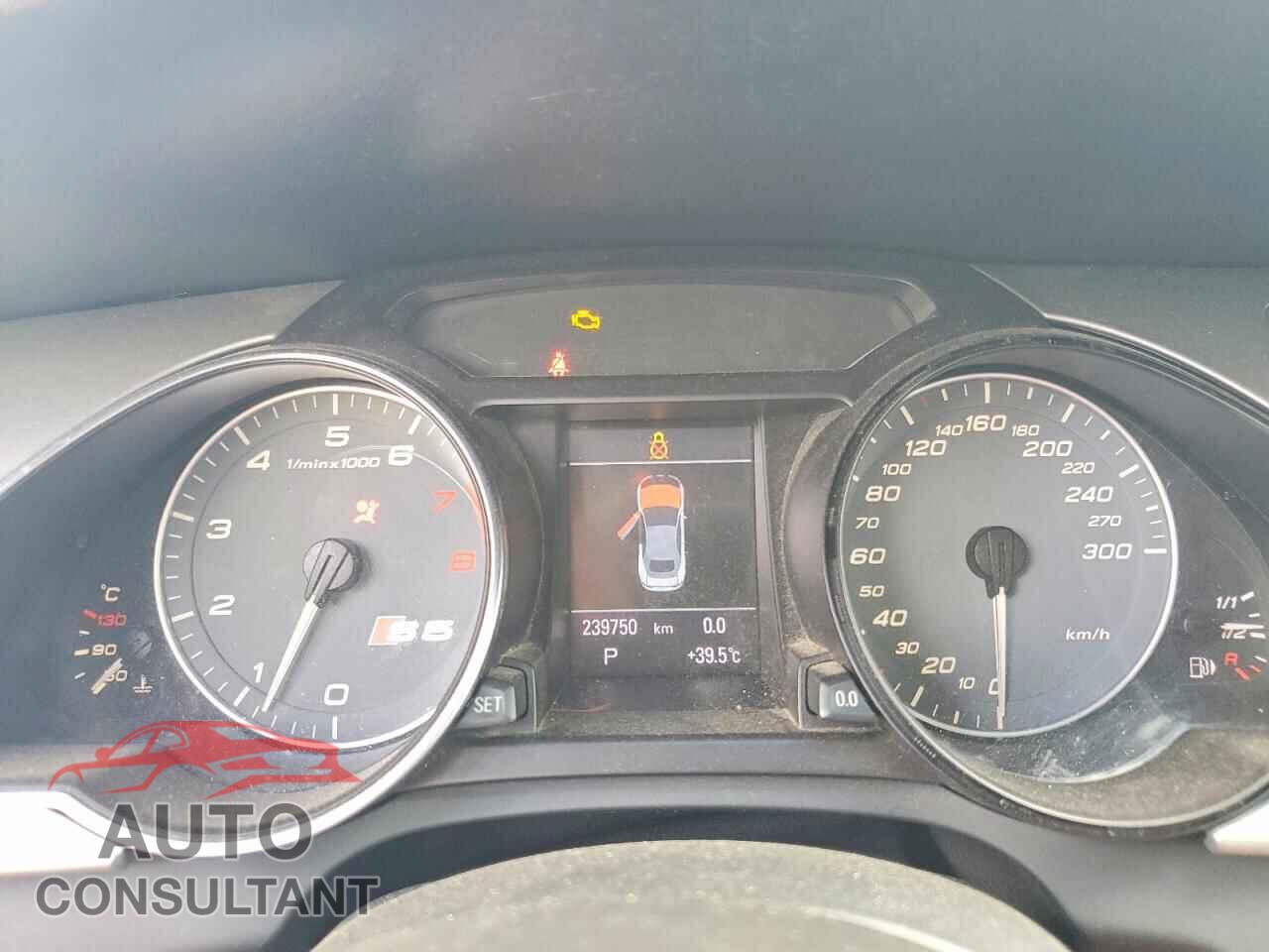 AUDI S5/RS5 2011 - WAUCGBFH3BN002183