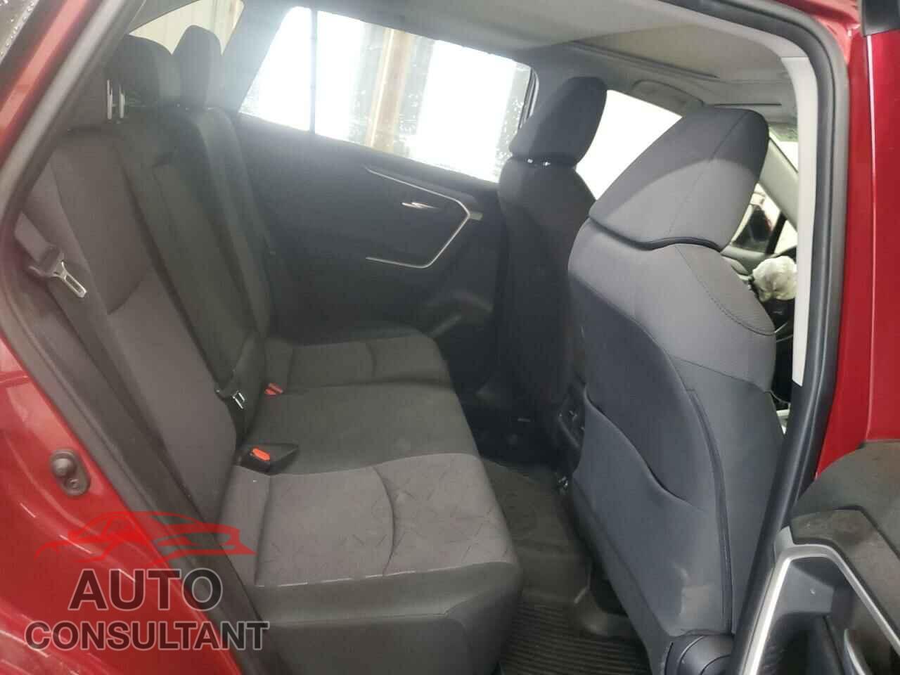 TOYOTA RAV4 2020 - JTMP1RFV6LD524687