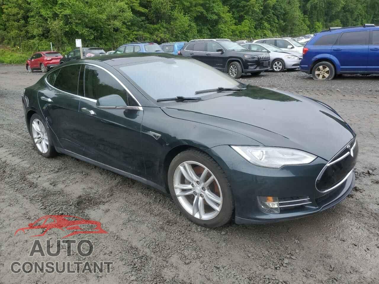 TESLA MODEL S 2013 - 5YJSA1CG2DFP20430