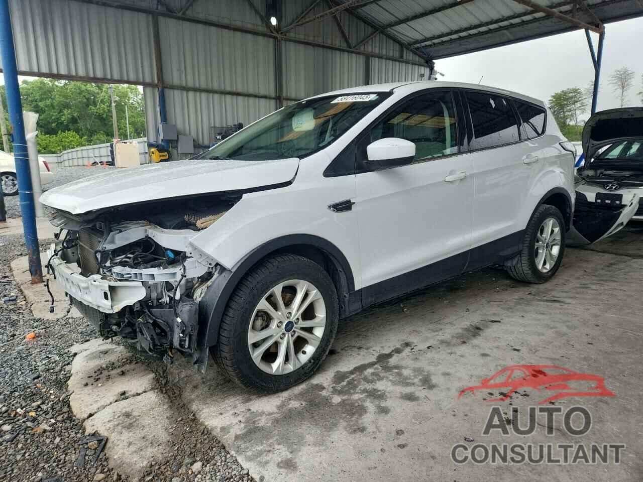 FORD ESCAPE 2017 - 1FMCU0GD7HUC31049