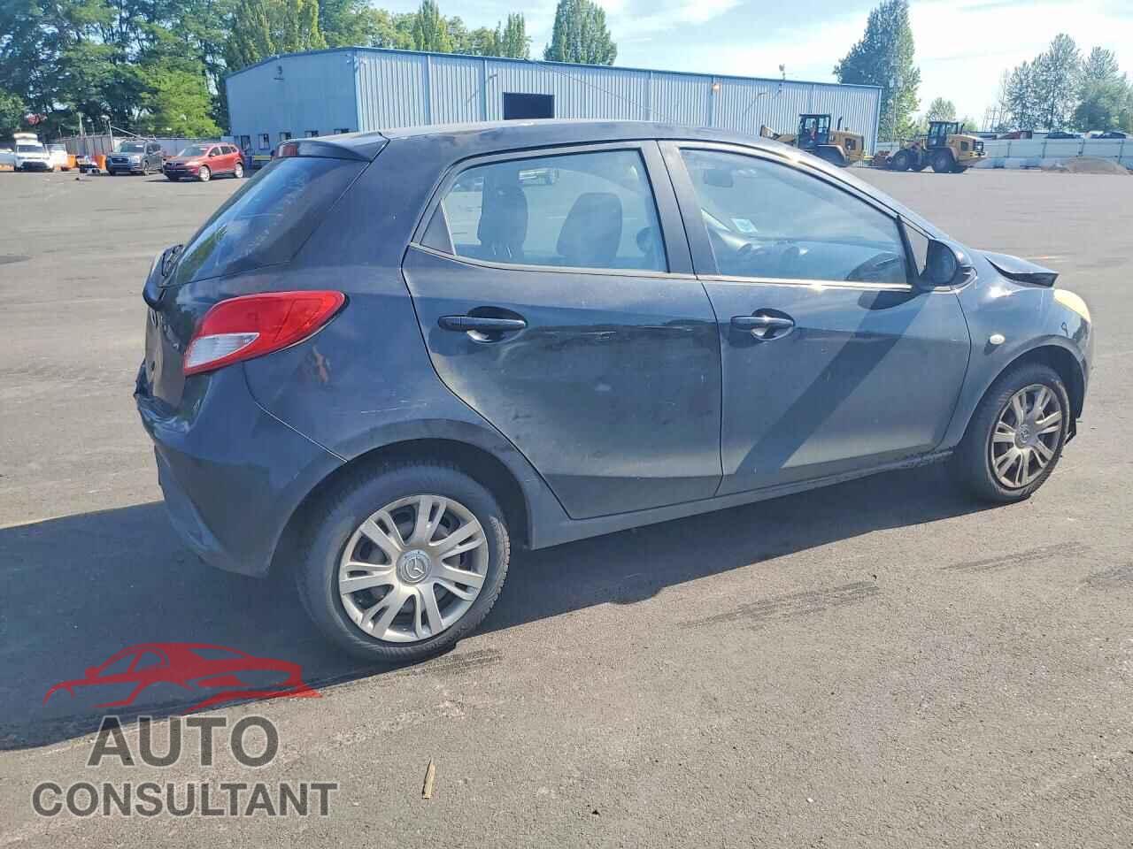 MAZDA 2 2013 - JM1DE1KZ7D0155848