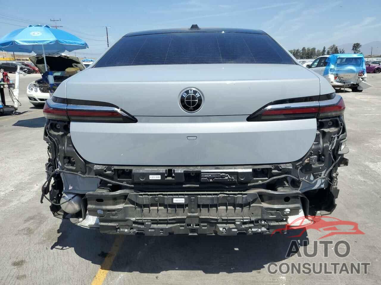 BMW 7 SERIES 2023 - WBA23EH05PCM61539