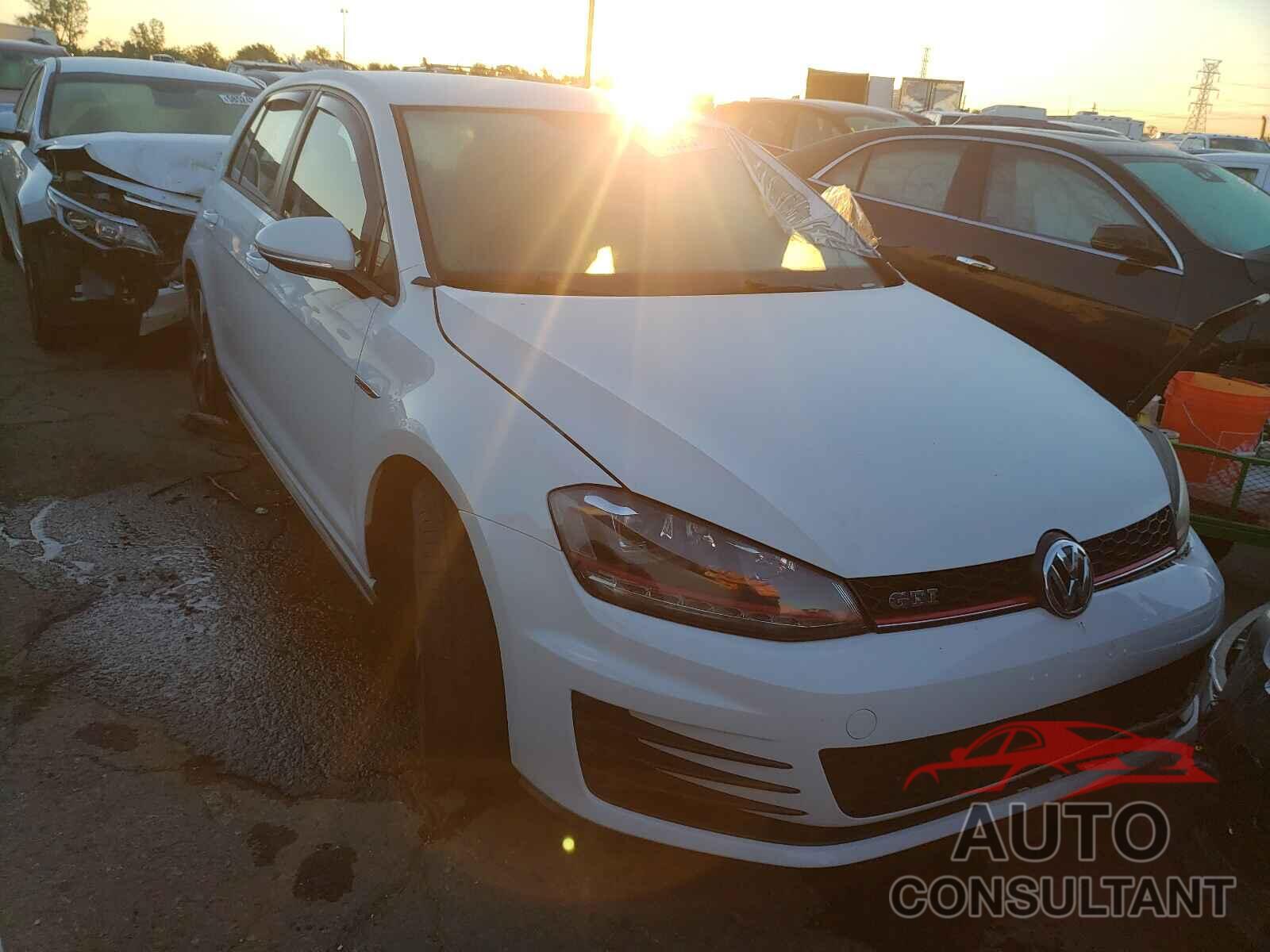 VOLKSWAGEN GTI 2017 - 3VW5T7AU4HM012973